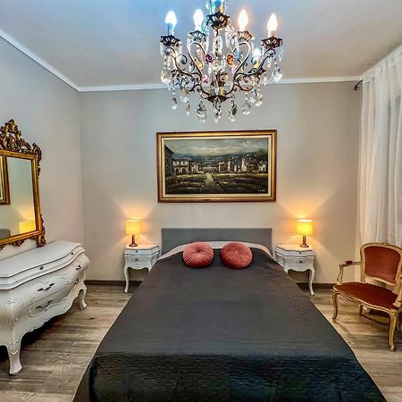La Casa Bianca Apartment Vercelli Bagian luar foto
