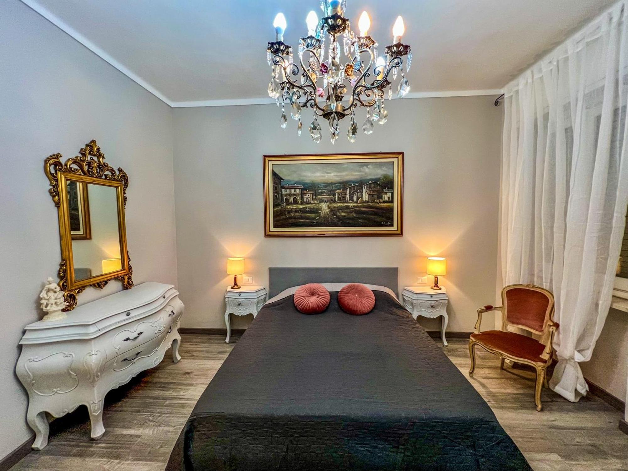 La Casa Bianca Apartment Vercelli Bagian luar foto